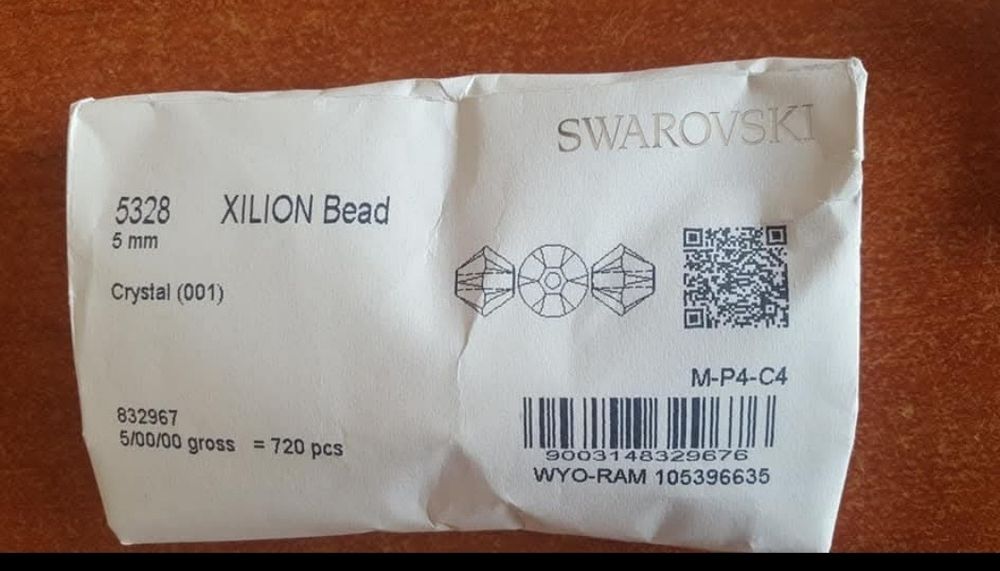 Piękna suknia ślubna,biała S, Svarowski