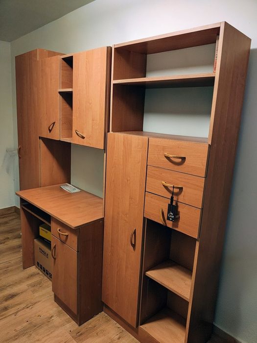 Komplet mebli za darmo