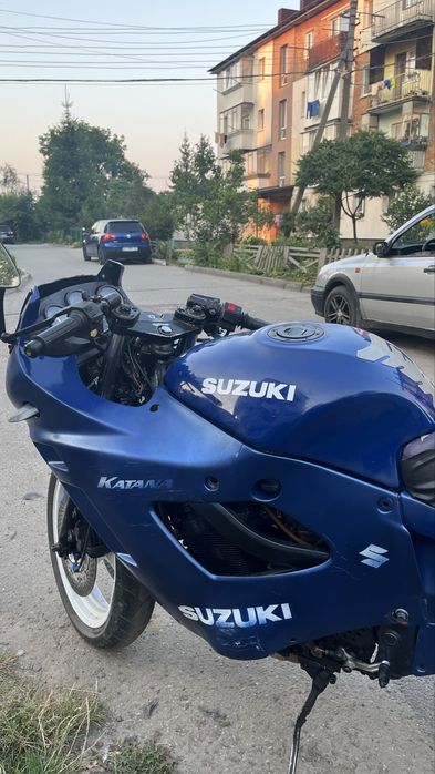 Продам мотоцикл сузукі