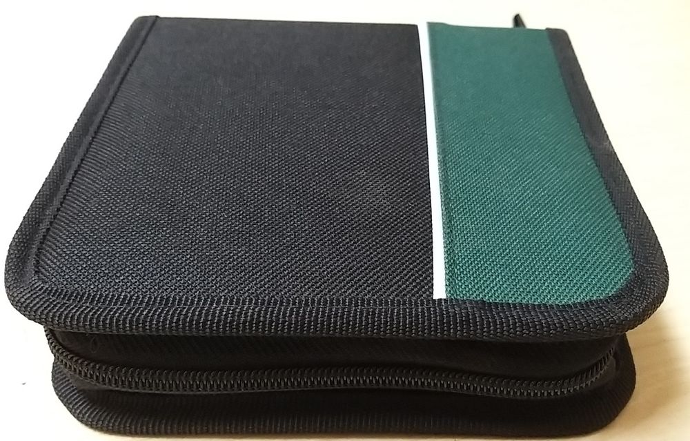 Porta CD's ou DVD's.