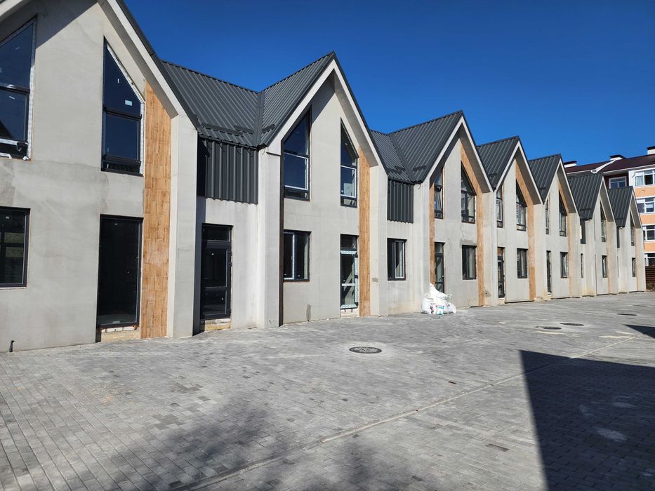 Продам Таунхаус 58м2 Білогородка поруч Сільпо зупинка школа