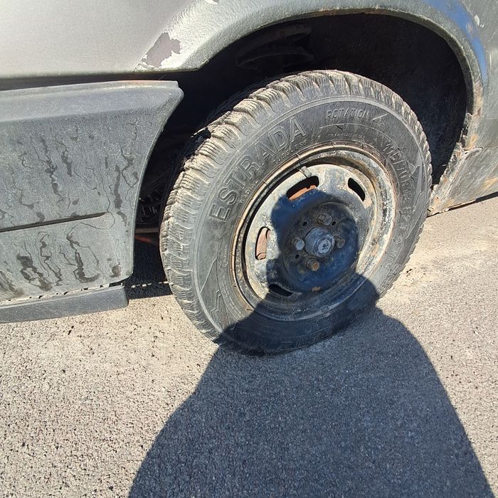 Ваз  21083  Не находу