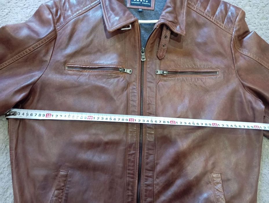 Чоловіча шкіряна куртка