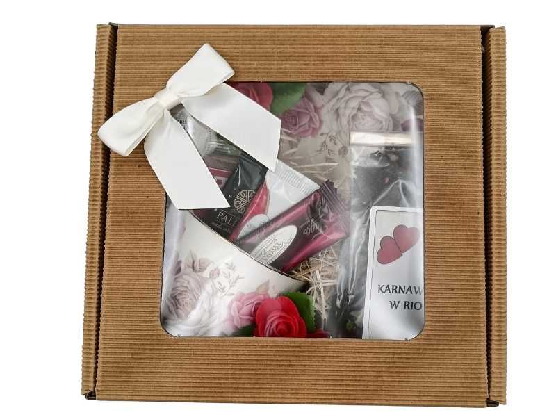 Zestaw box prezentowy filiżanka JUMBO spodek herbata konfitura ciastka