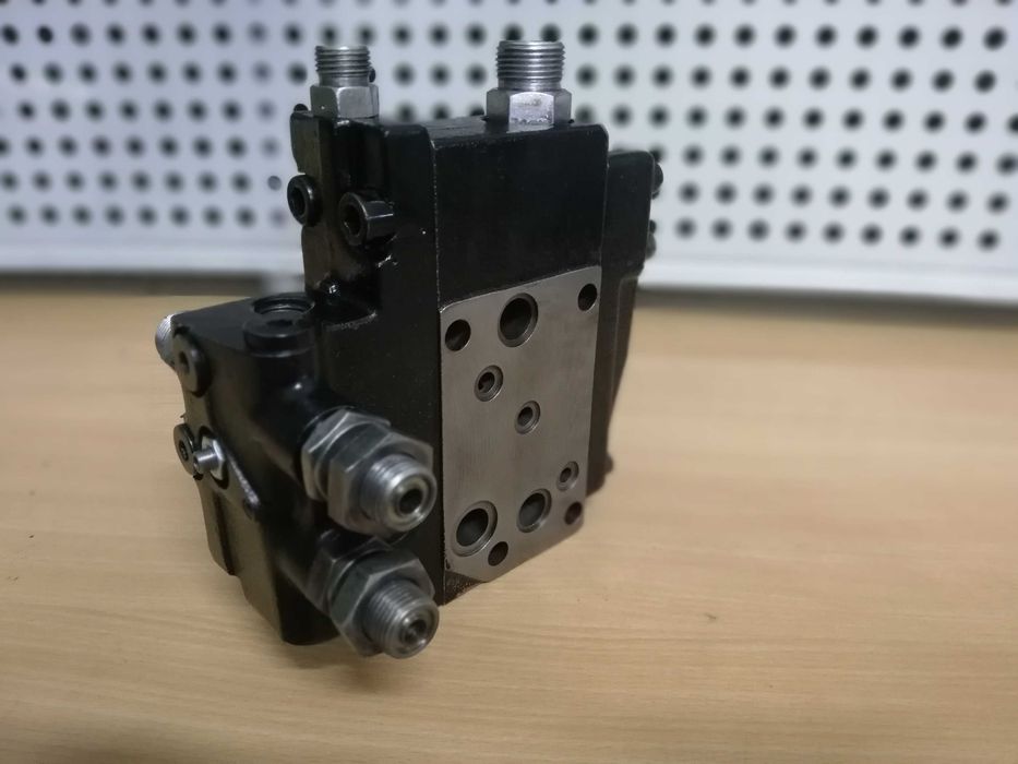 Naprawa pomp hydraulicznych case seria 5120..5130..5140..5150