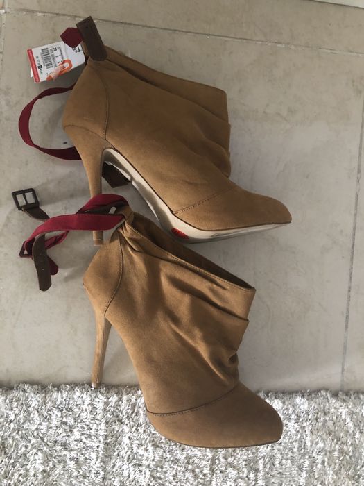 Sapatos Bershka 38/39 a Estrear!