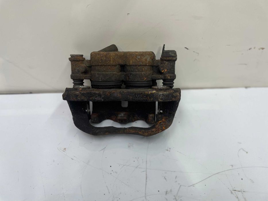 Pinça frontal direito peugeot Boxer / Citroen jumper 2.0HDI (2018)