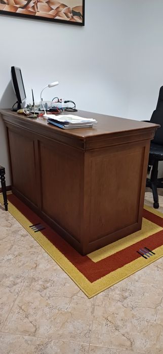 Secretária em madeira