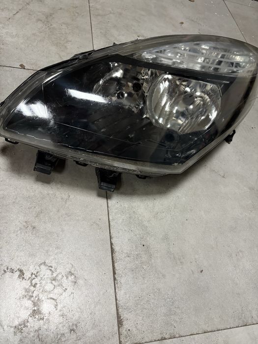 Lampy  Renault Scenic 2009r żarówka h7