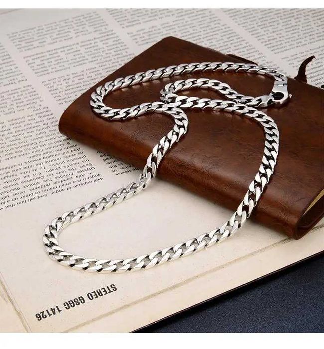 Срібний ланцюжок панцирного плетіння