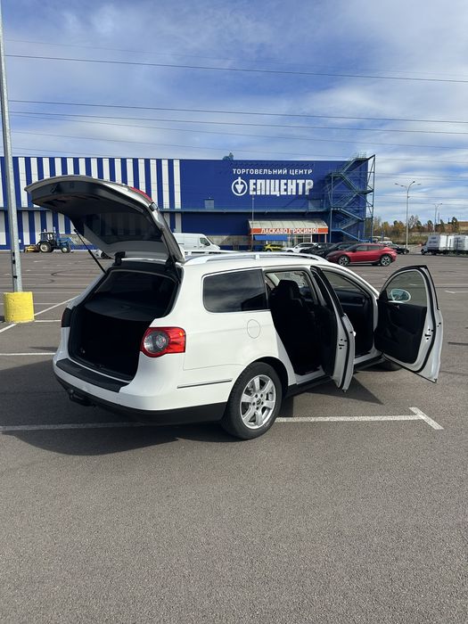 Volkswagen Passat B6 Автомат 2.0tdi