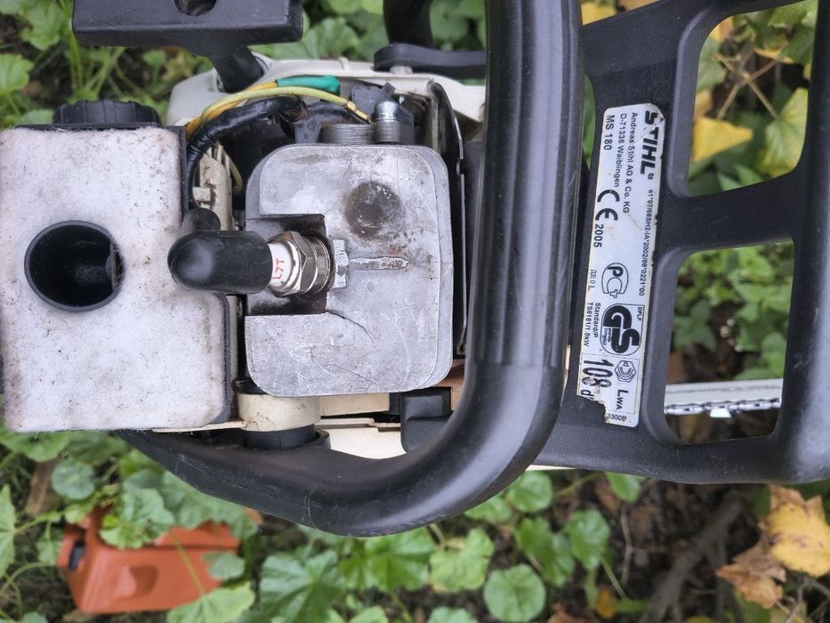 Бензопила STIHL MS 180 в гарному стані