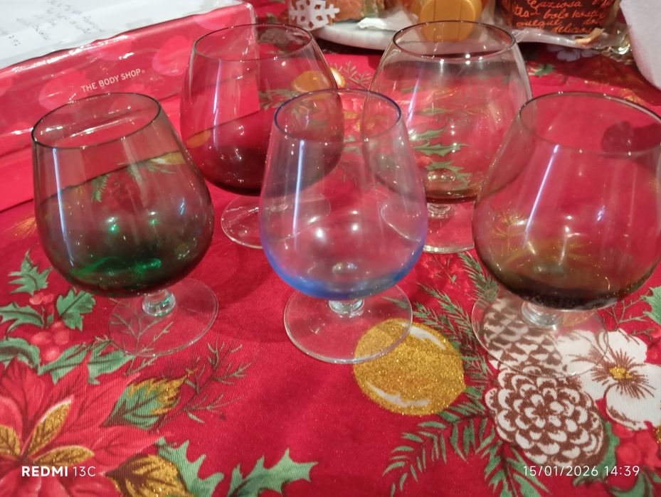 5 cálices antigos 10 cm alrura