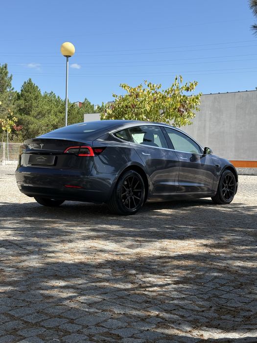 Tesla Model 3 Standard Range Plus LFP