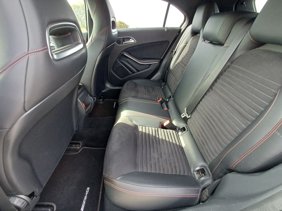 Mercedes A180 AMG LINE