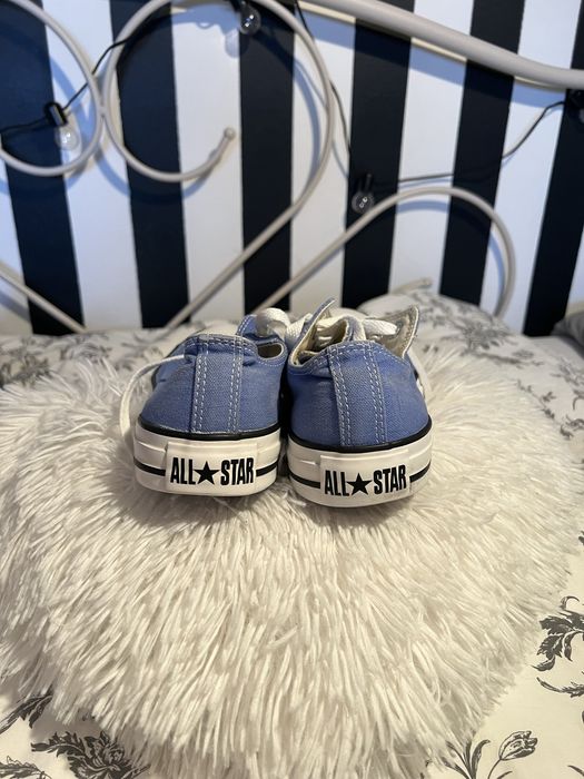 Converse niebieskie rozmiar 39 ! Stan idelany !