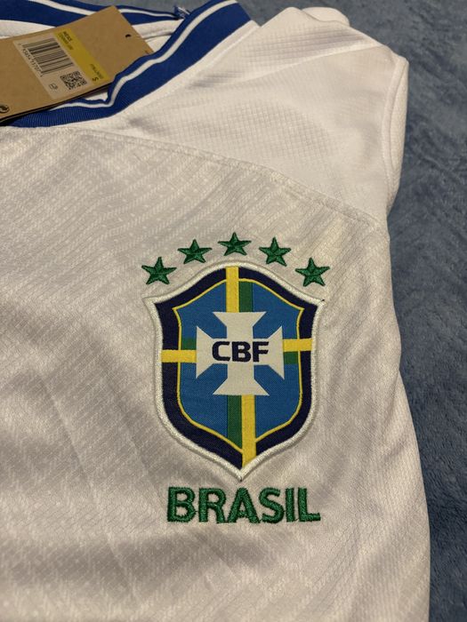 Camisola do Brasil branca 2025