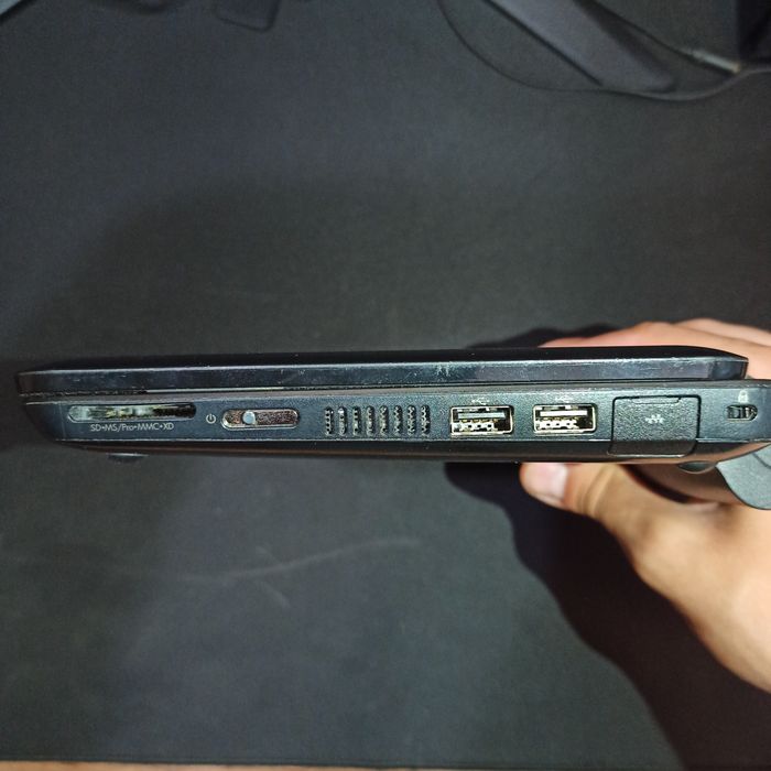 Ноутбук HP mini 210