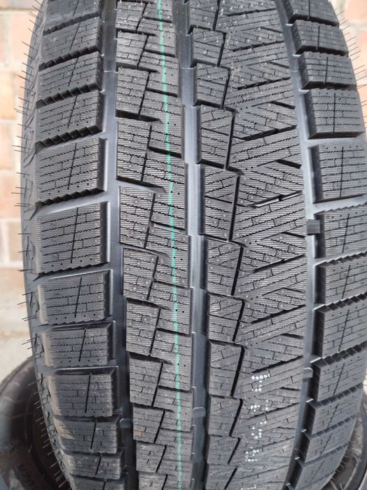 Шини 215/55R17	Kapsen	AW33	94H | нові зимові 4шт 2026р