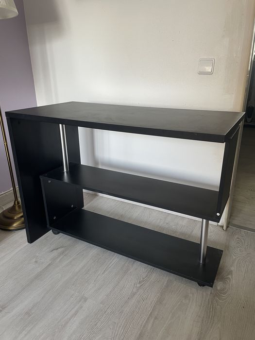 Secretária moderna em formato L, ideal para escritório, estudo ou setup gaming