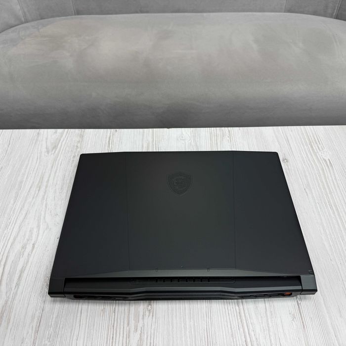 MSI Katana 15HX { i7-14650HX | 16gb - DDR5 | SSD - 1Tb | RTX 5070-8Gb } 74229SV