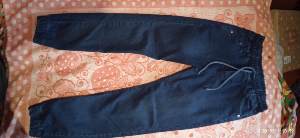 Джинси на хлопчика нові