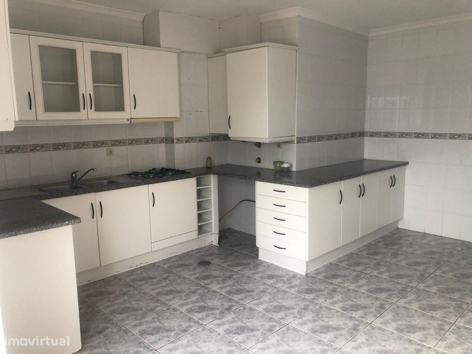 Excelente T3 centro da Régua com 2  terraços e box