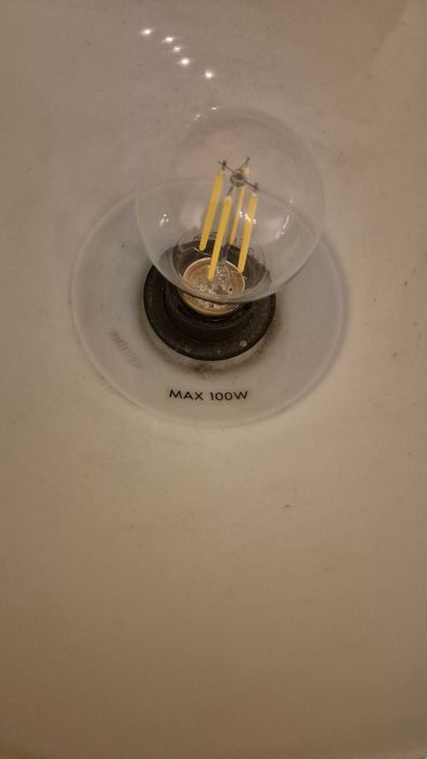 Candeeiro de pé IKEA