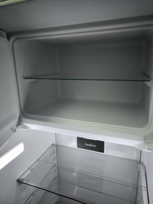 lodówka Miele K 7748 C do zabudowy z zamrażarką