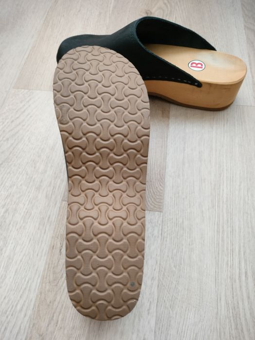 Chodaki/drewniaki Buxa