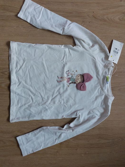 Camisola com menina e gato - 6 anos