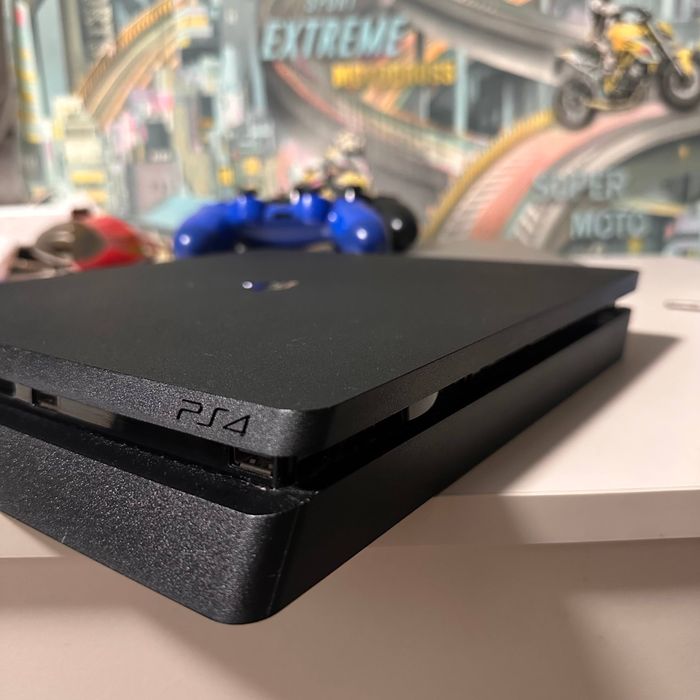 play station 4 slim 500gb