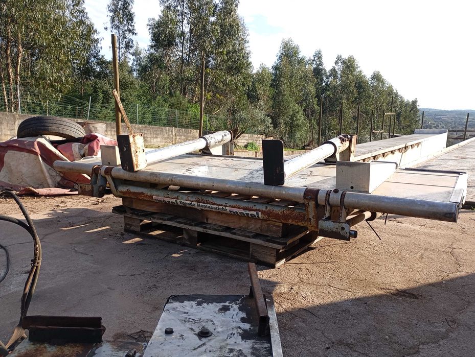 Plataforma elevatória Marel 2000 VKG