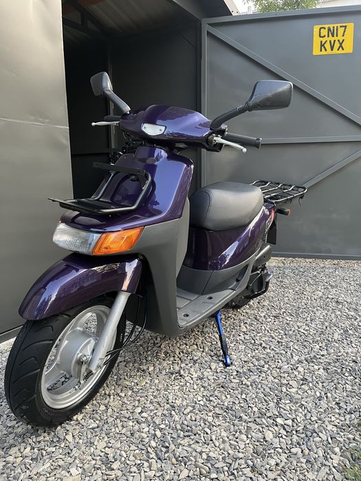 Скутер Honda Topic