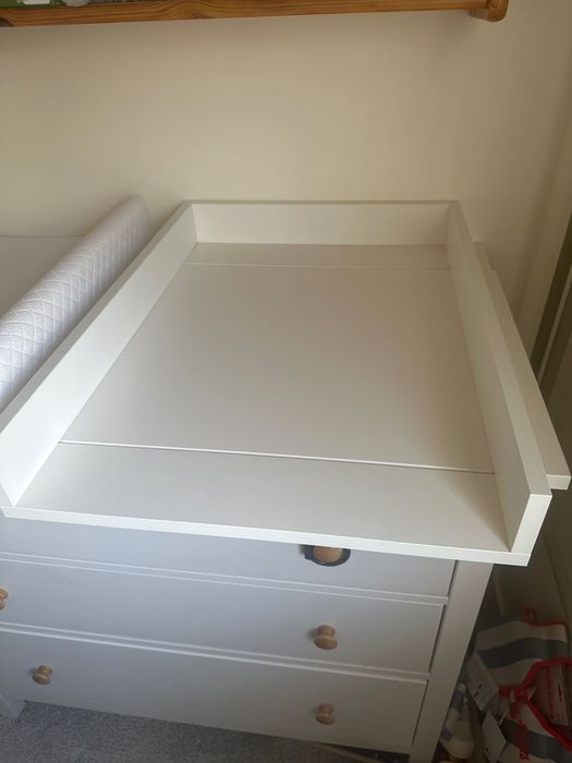 Nakładka na przewijak z blendą i przewijak na komodę IKEA HEMNES