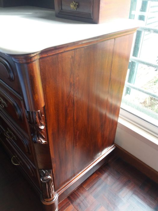 Antiguidades mobilia