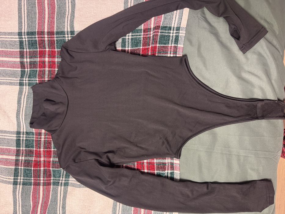 гольф боді з відкритою спиною