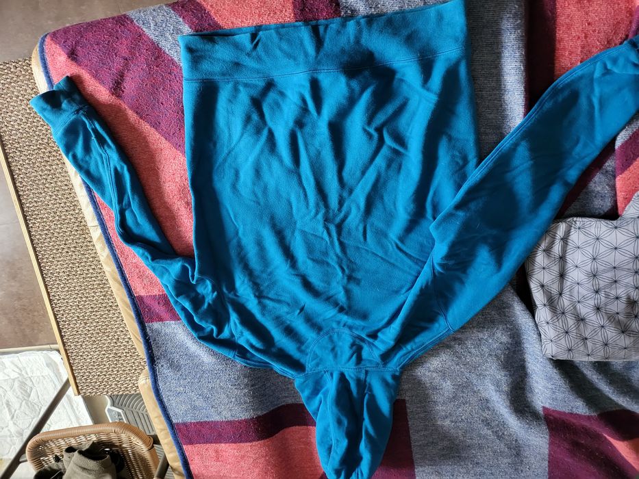 Bluza z kapturem NB rozmiar L niebieska