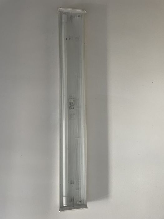 Regua LED acrilica + 2 lampadas