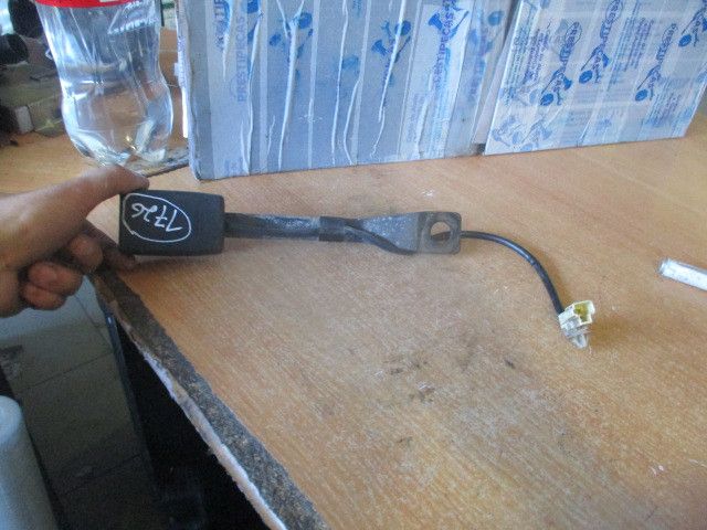 Pré-tensor cinto frente esquerdo SUZUKI Grand Vitara II (JT, TE, TD)