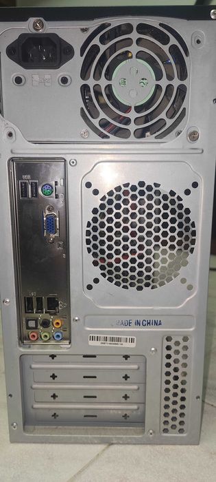 Old PC without hard drive.442109811166423042