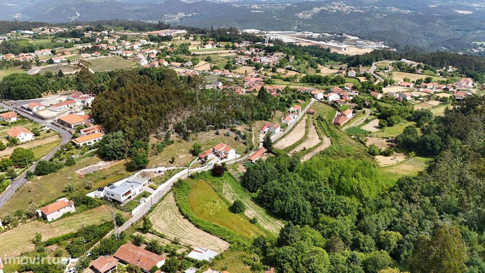 Land for Construction in Paços de Vilharigues – Vouzela