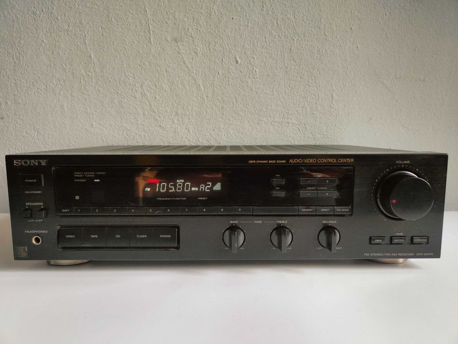 SONY STR-AV370 amplituner