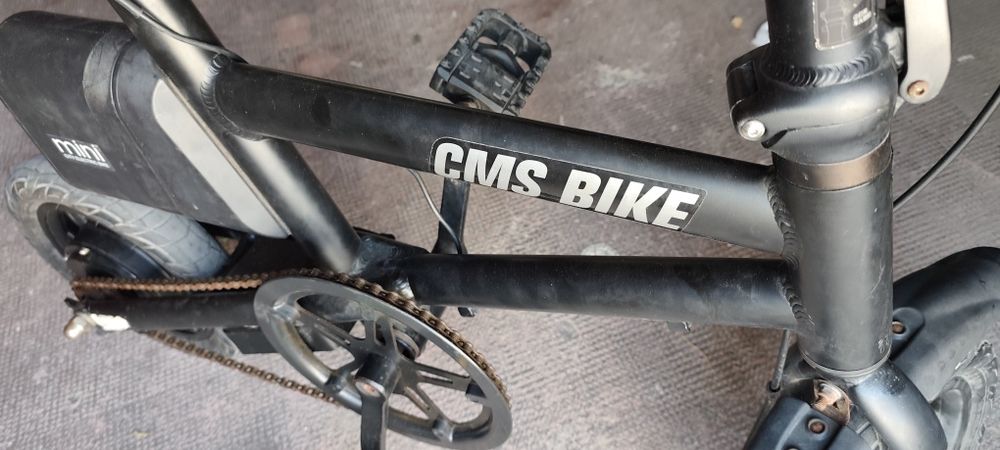 Bicicleta dobrável elétrica roda 12 CMS