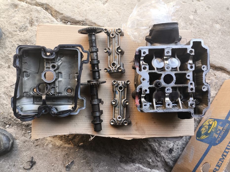 Suzuki sv 650 Głowica 2004