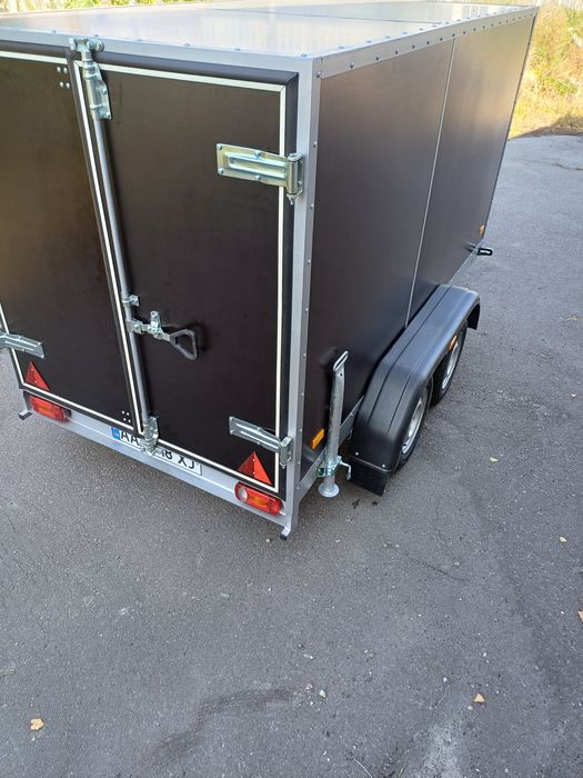 Прицеп фургон легковий автомобільний. Причіп розміром 3200х1560х2000мм