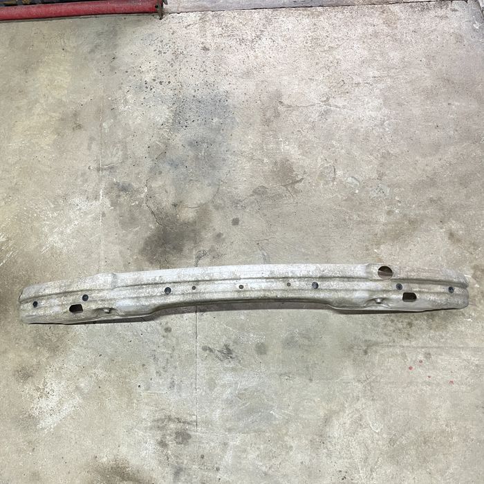 Бідсилювач бампера BMW 530 E-39