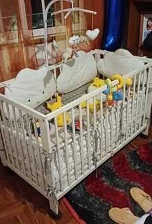 Berço ou Cama para criança com colchão como novo