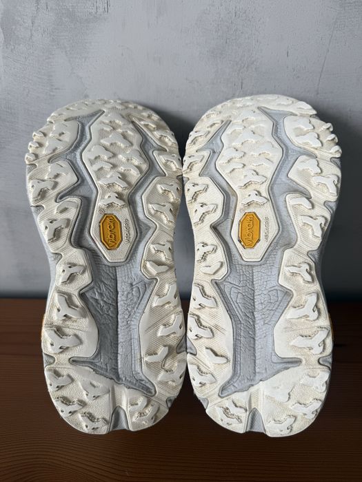 Hoka Speedgoat 6