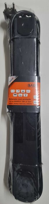 Extensão 6 Tomadas + 2 USB 1,50m Sady